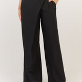Sandara Pant - Black