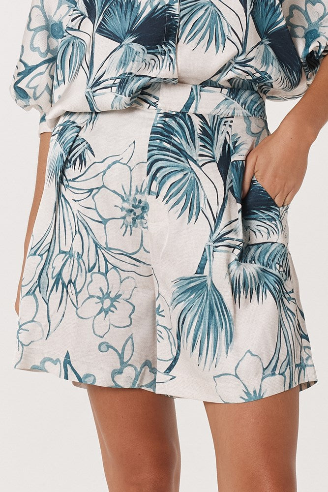 Solstice Palms Short - Palm Print