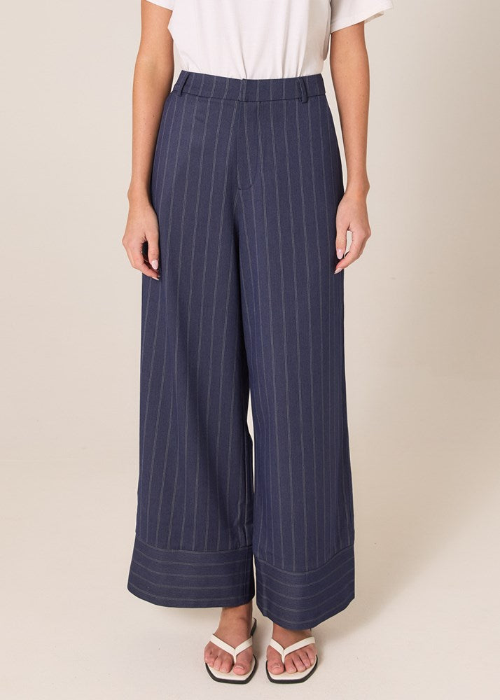 Zephyr Straight Leg Pant - Navy Pinstripe