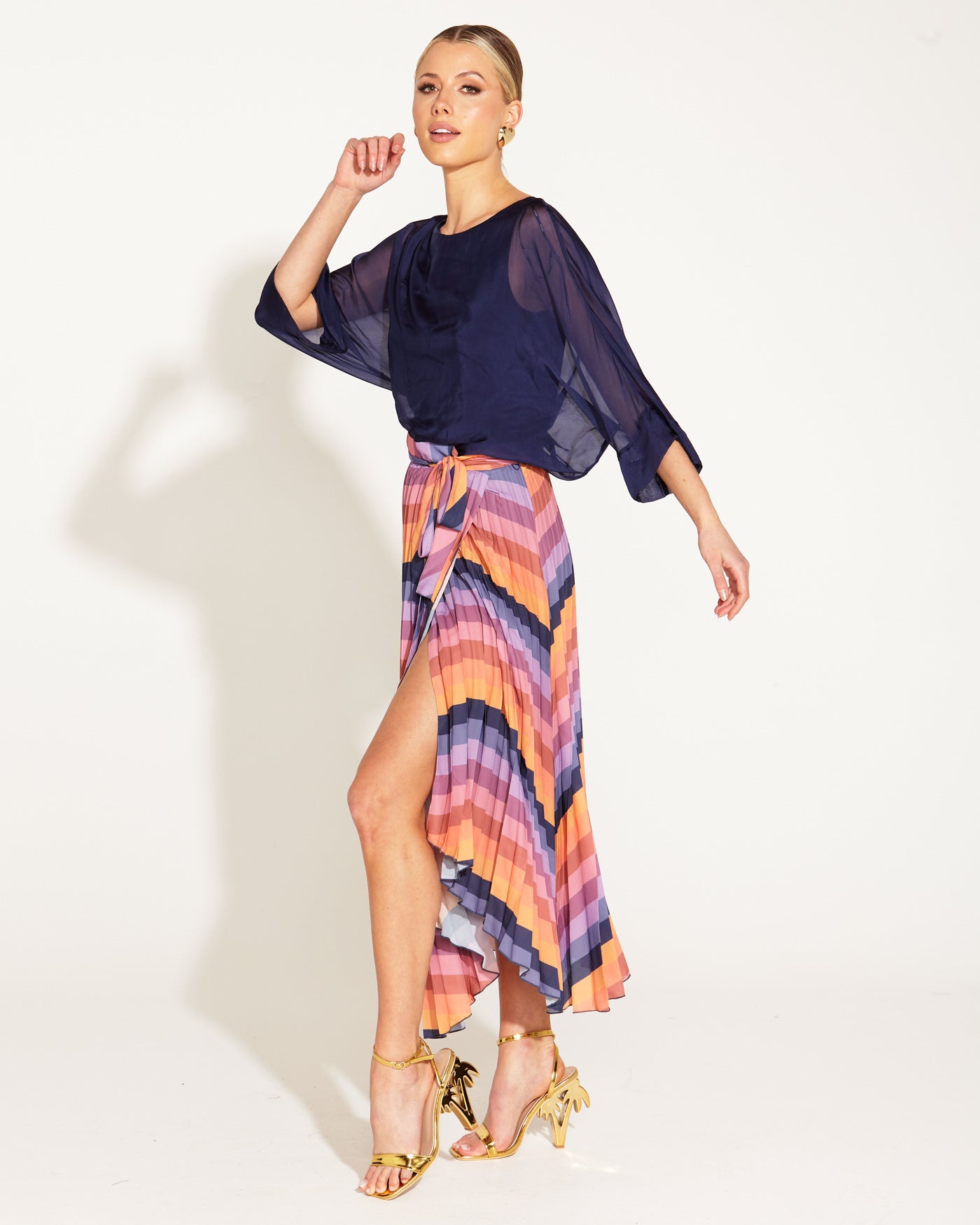 Pleated midi clearance skirt rainbow